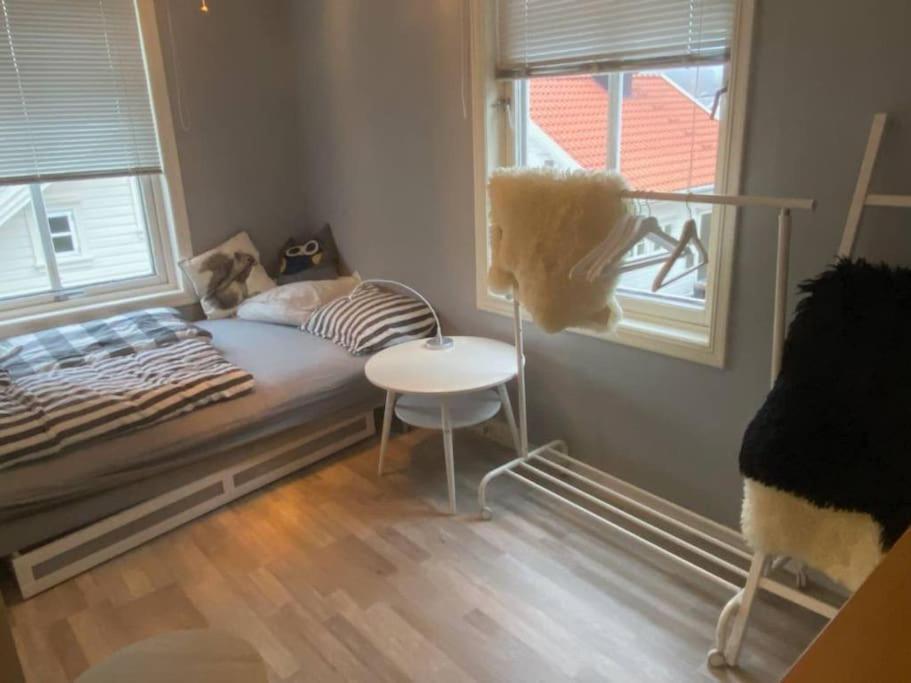 200 M Til Alt To Everything Egersund Exterior foto